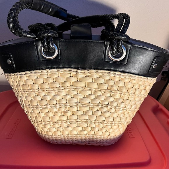 Excellent used condition - Picture 2 of 6